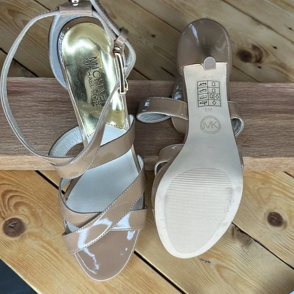Michael Kors Women's Platform Sandal Sz8 Tan Strappy Heels - Picture 4 of 9